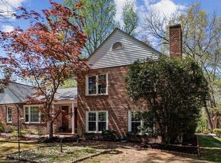 11104 Loran Rd, Great Falls, VA 22066