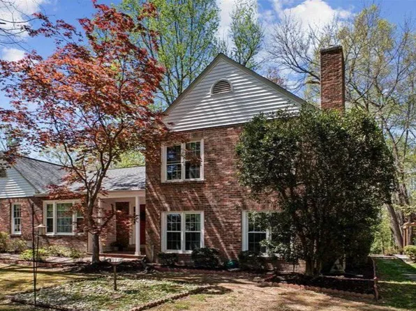 11104 Loran Rd, Great Falls, VA 22066