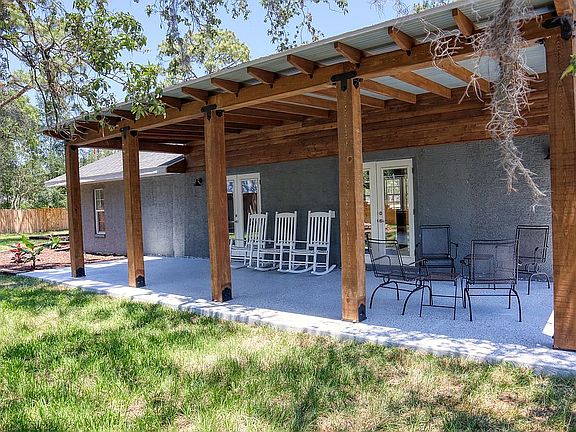 Craftsman Back Porch