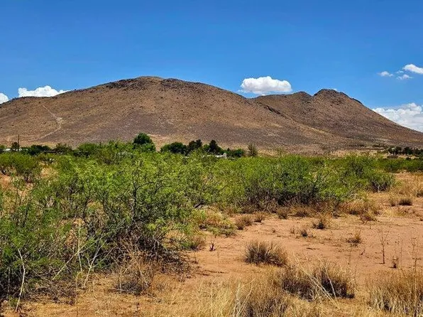 6 S Kansas Settlement Rd, Pearce, AZ 85625