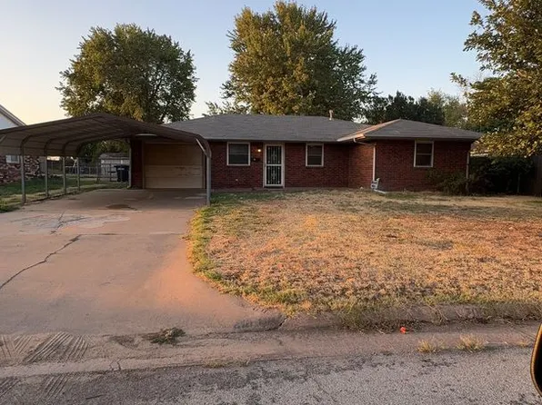 706 Chisholm Trl, Enid, OK 73701