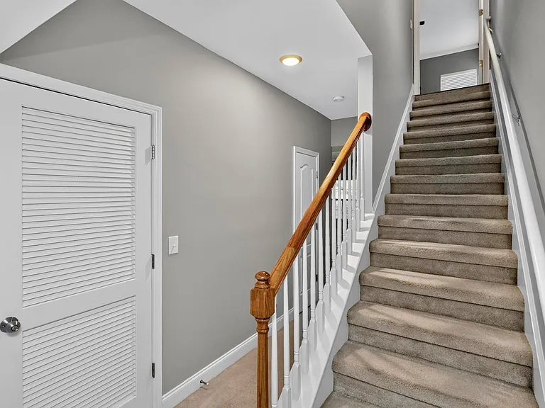 1100 Woodbury Falls Ct — Photo 10