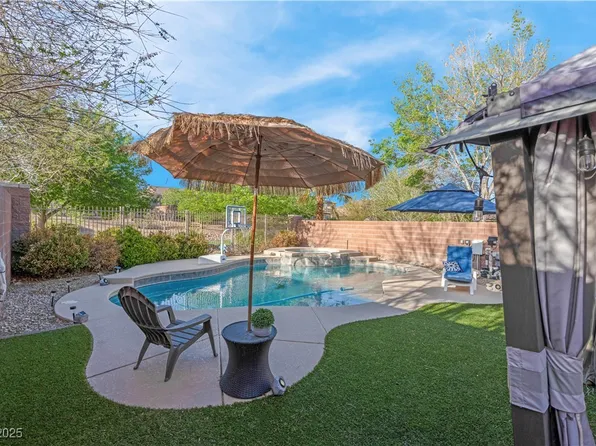 2504 Courlan Dr, North Las Vegas, NV 89084