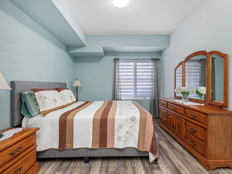 9973 Keele St #202 — Photo 20