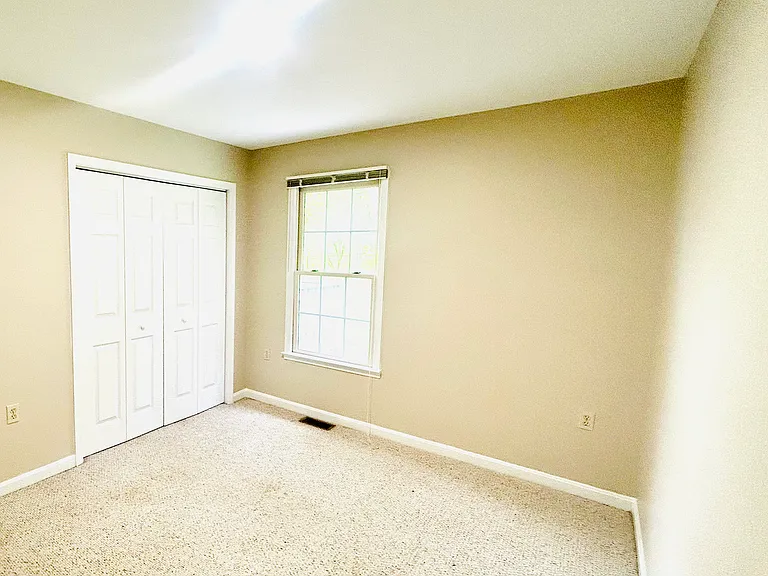 9549 Fingerboard Rd — Photo 22