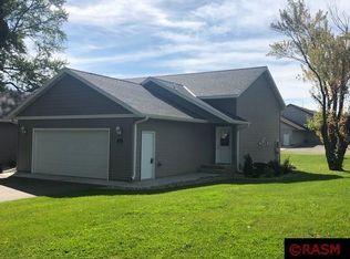 107 Park Ave NE, Elysian, MN 56028