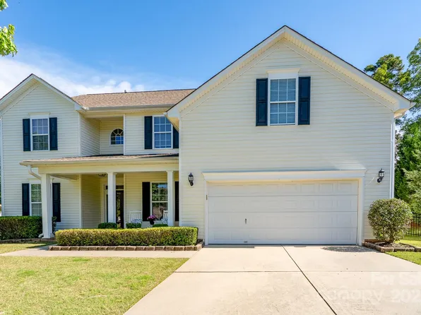 4003 Fine Robe Dr, Indian Trail, NC 28079