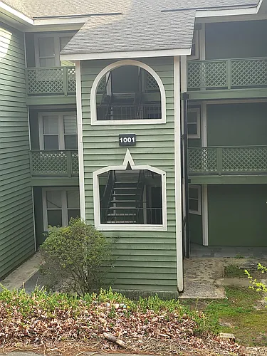 1001 Brookhollow Dr #4 Photo 1