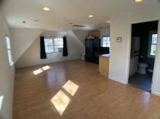 1 Acre Dr #G, Danbury, CT 06811