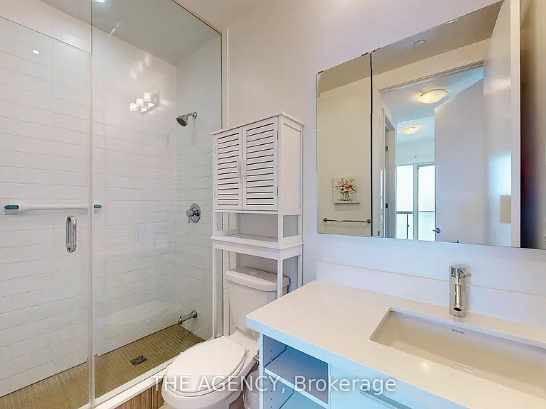 10 Park Lawn Rd #LPH09 — Photo 14