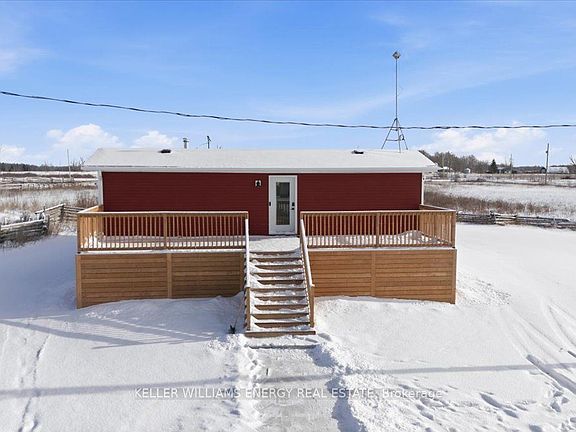 2nd image of 979 Palestine Rd