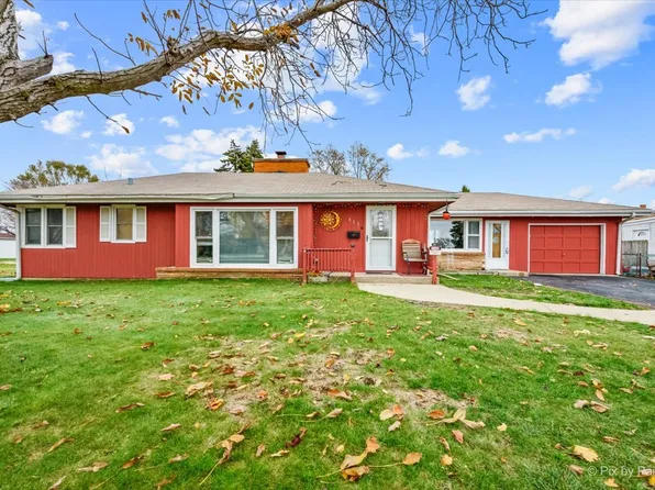 611 N Ardmore Ave, Villa Park, IL 60181