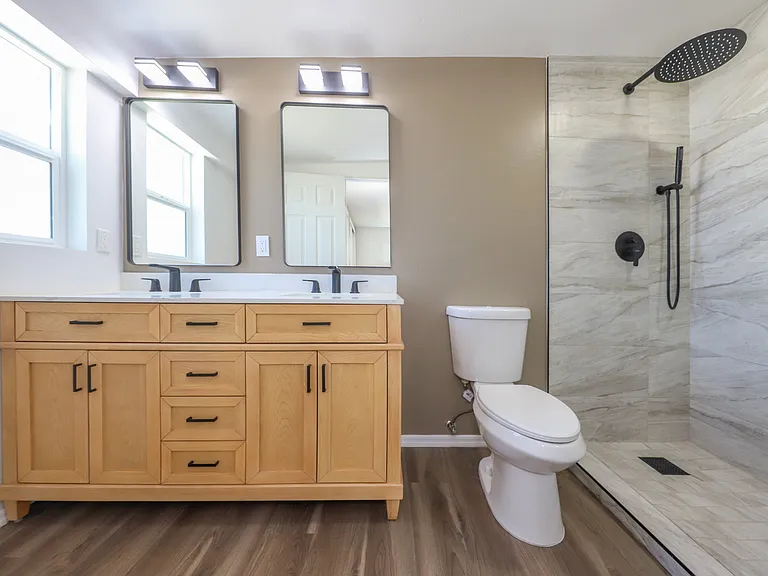 1132 S Eli Dr — Photo 4