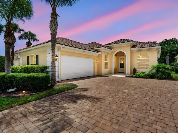 5821 Ferrara Dr, Sarasota, FL 34238