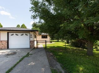 2510 Country Club Pkwy, Moorhead, MN 56560