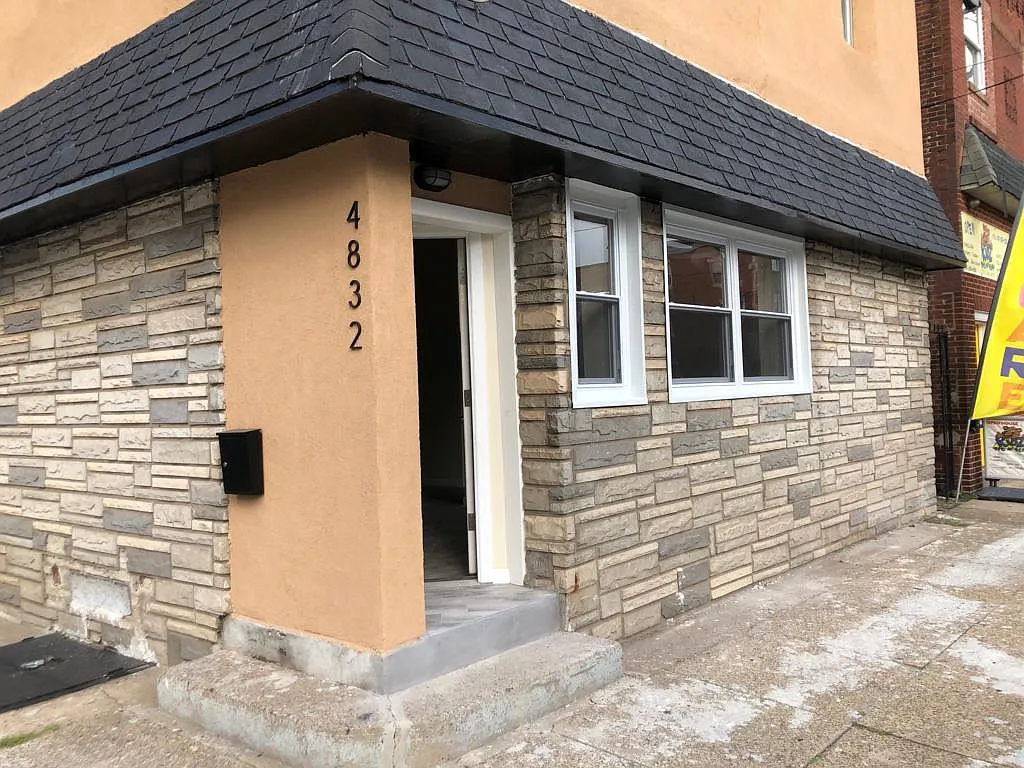Building Photo - 4832 Longshore Ave #1
