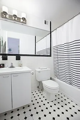 Rented by Olshan Realty | media 6
