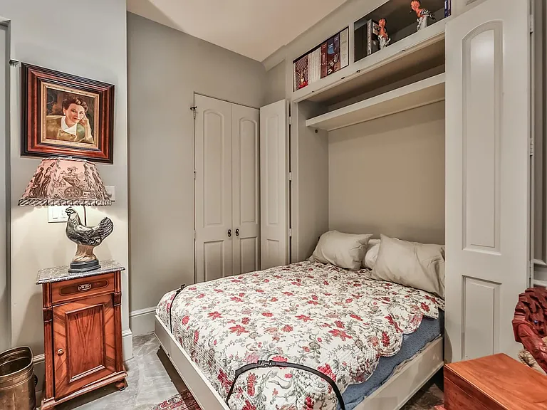 2712 Ferndale St — Photo 41