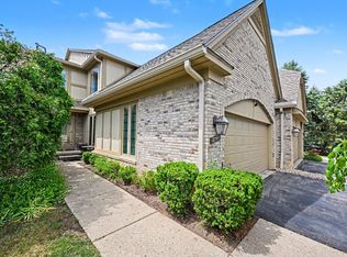 2785 Maitland Dr, Ann Arbor, MI 48105