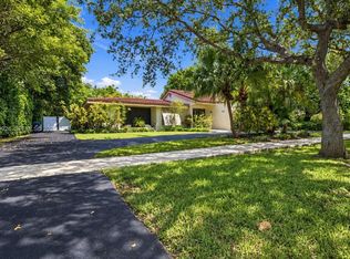 Maxi Sub, Palmetto Bay, FL 33157