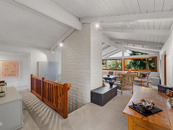 4th image of 5856 La Cumbre Rd
