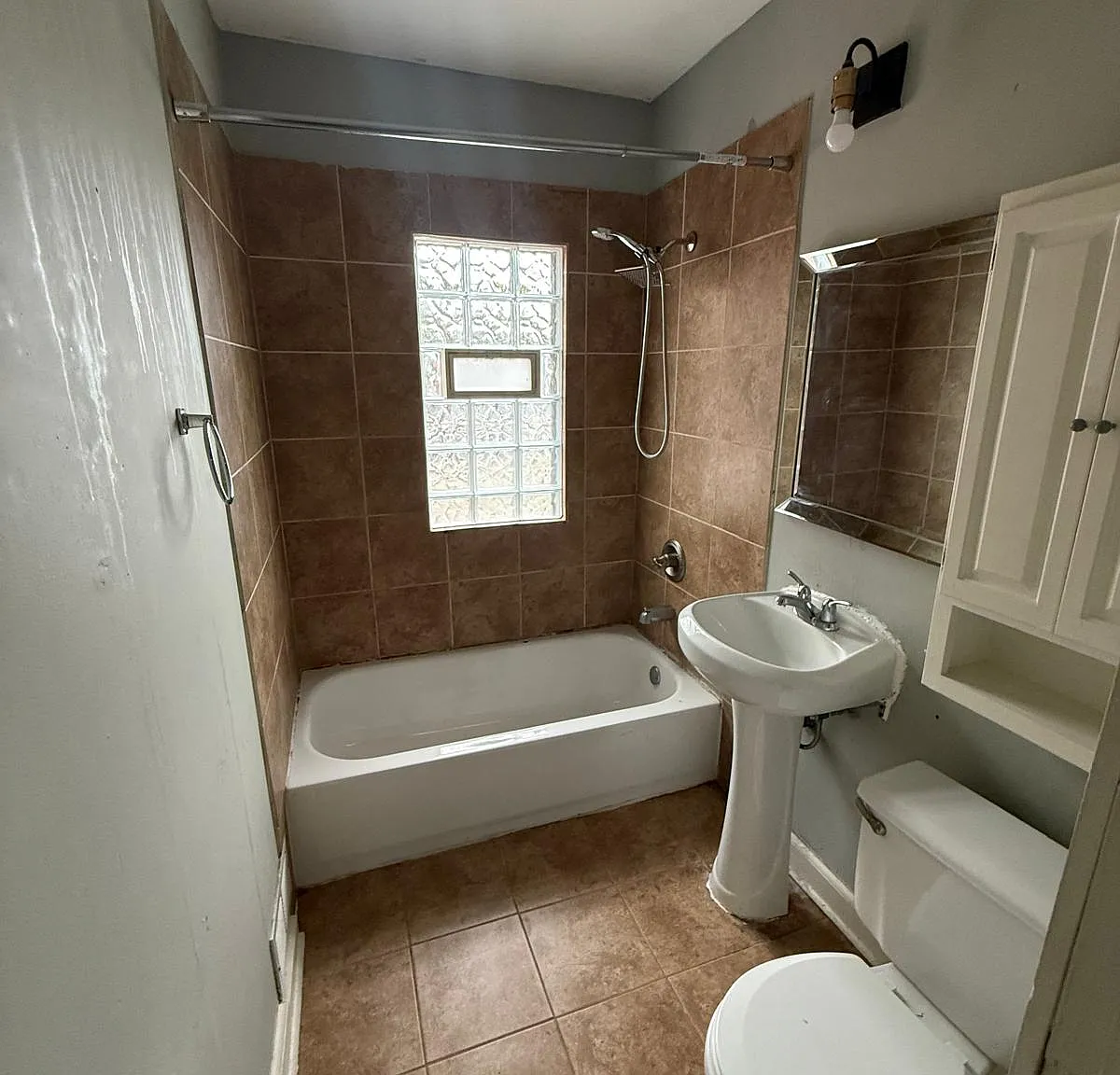 1504-1506 South 81st Street - 1504 — Photo 3