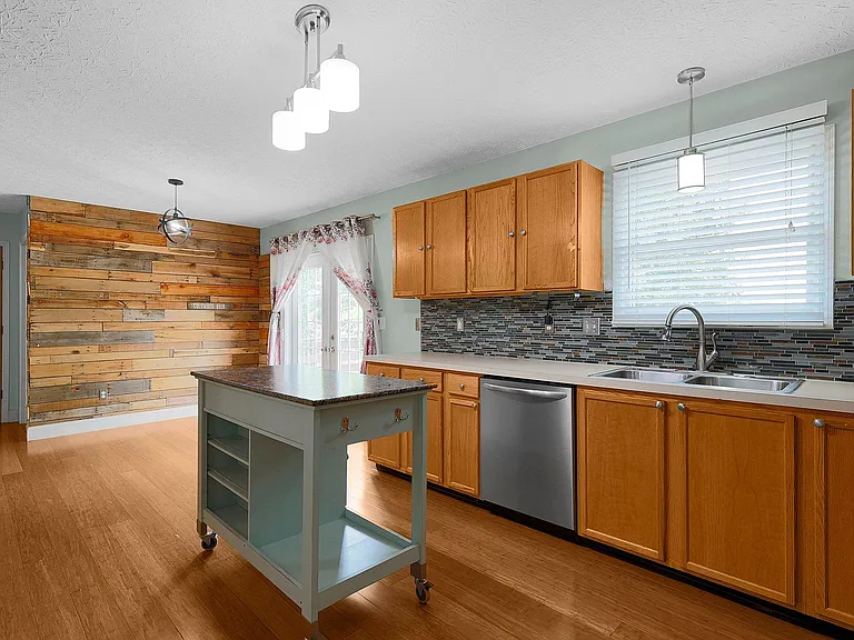 299 Iris Trail Dr — Photo 22