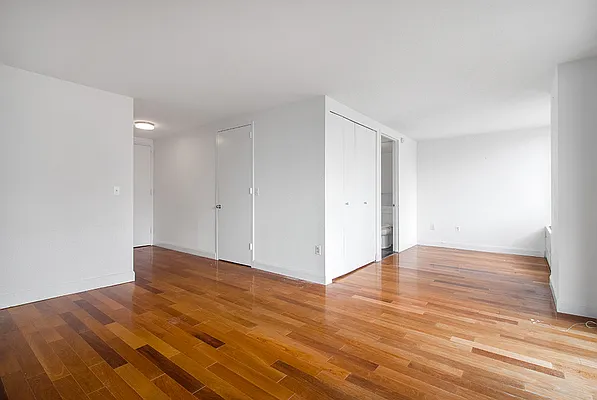 Rented by Mirador Real Estate | media 2