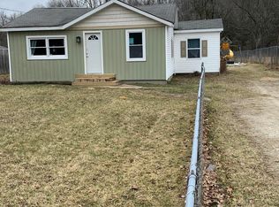 1024 N Green Creek Rd, Muskegon, MI 49445
