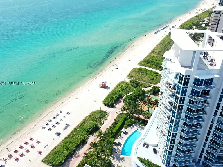 6515 Collins Ave #1405 — Photo 35