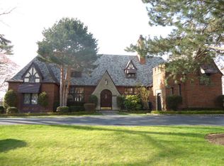 26431 Edgecliff Dr, Euclid, OH