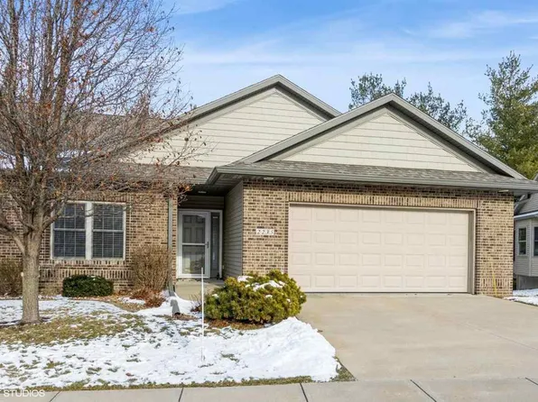 2235 Jessica Ln, Coralville, IA 52241