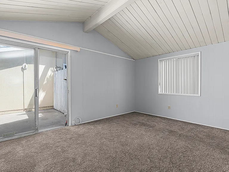 5618 Riley St — Photo 13