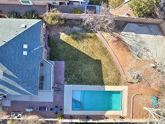 4th image of 8408 Front Royal Ct NW