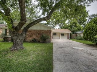 1860 El Mar Ln, Seabrook, TX 77586