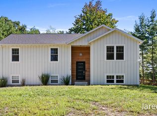 17528 136th Ave, Nunica, MI 49448