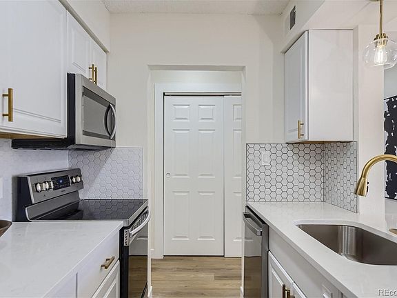 5th image of 7615 E Quincy Avenue #306