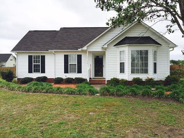 1st image of 2744 Preston Ln