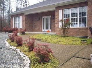 40 Cifuentes Way, Hot Springs Village, AR 71909