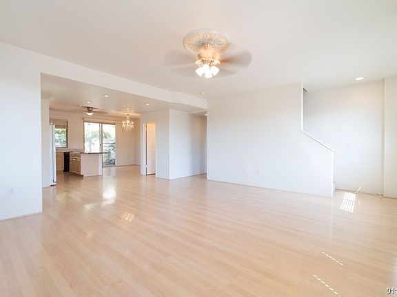 4th image of 92-1125 Panana St APT 605