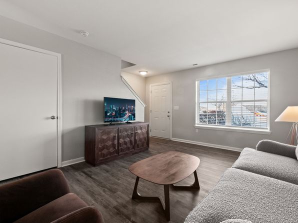 1055 Cedar Creek Dr #10-2136