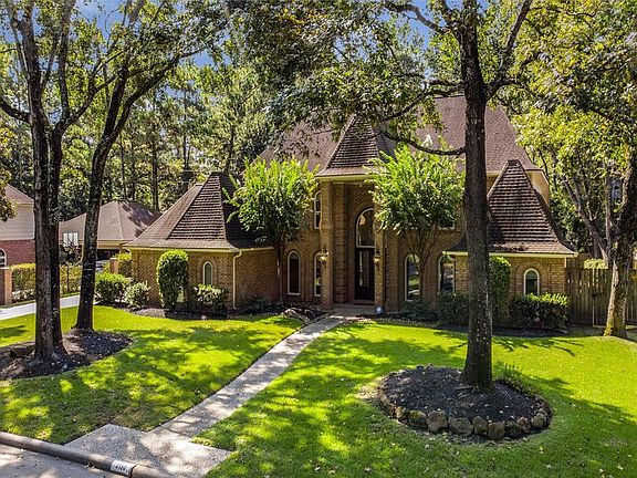 2nd image of 2110 Bluff Creek Dr