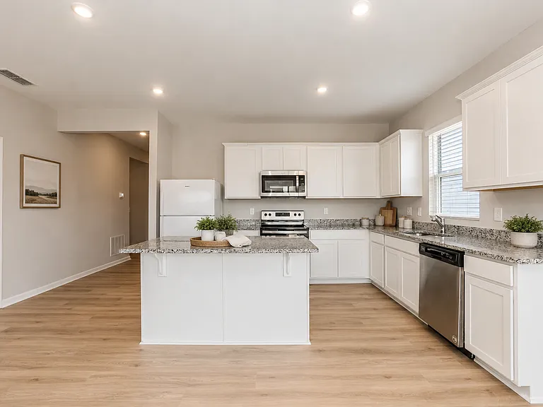 1613 Arapahoe Ridge Dr — Photo 3