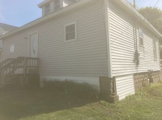 14 Howard St, Massena, NY 13662