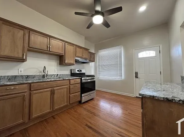 6223 S Champlain Ave #2, Chicago, IL 60637