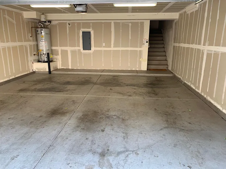 2580 W El Camino Ave — Photo 26