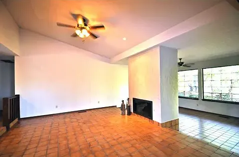 4205 Old Farm Rd — Photo 4