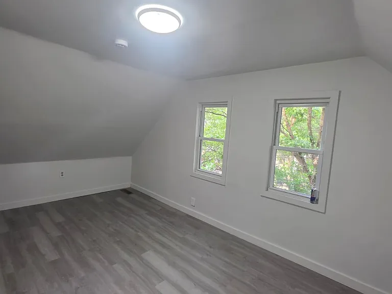 238 Newhall St — Photo 17