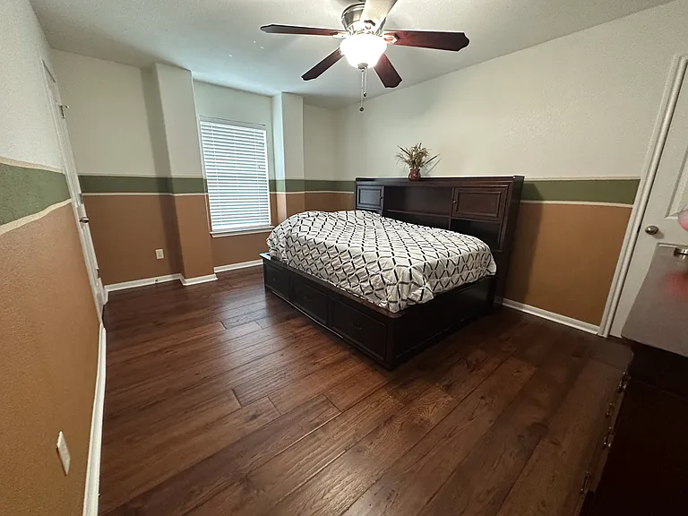 Upstair bedroom
