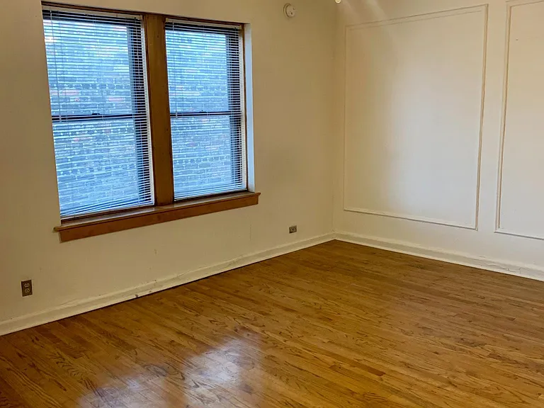 644 West Surf — Photo 16